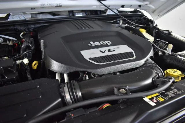 Used 2017 White Jeep Unlimited Sport image 30
