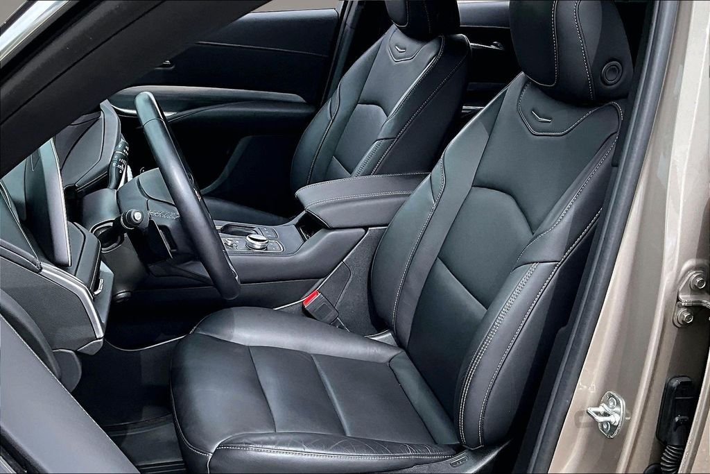 Used 2024 Brown Cadillac Premium Luxury image 27