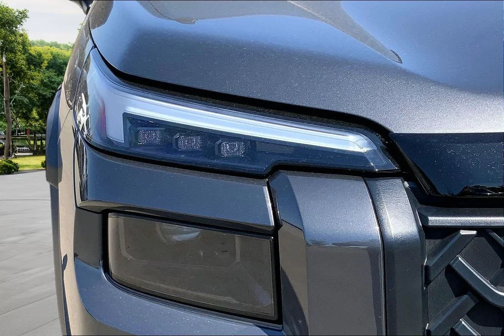 Used 2026 Gray Subaru Limited XT image 31