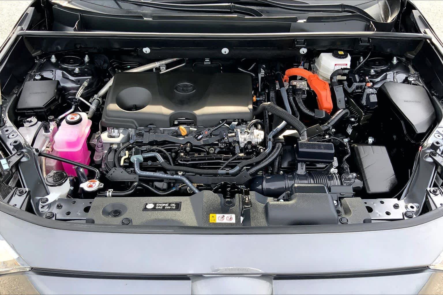 Used 2025 Magnetic Gray Metallic Toyota Hybrid XLE image 60