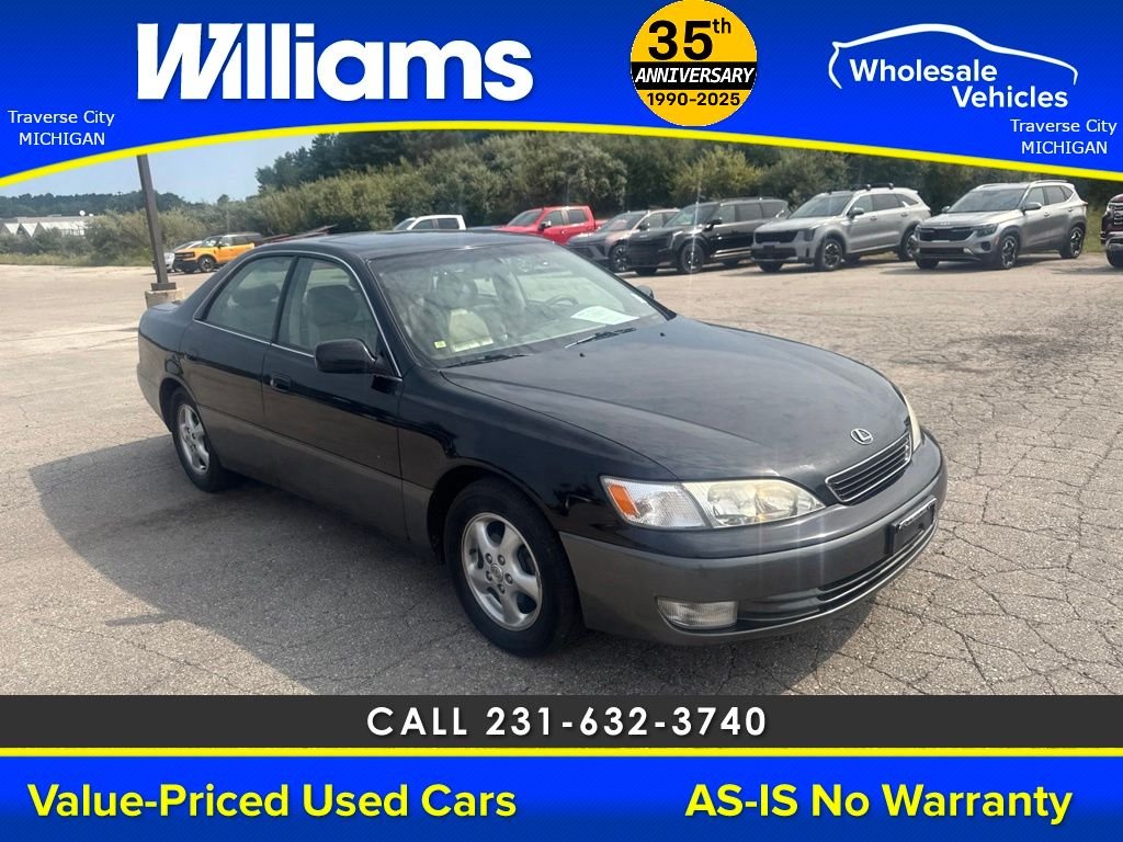Used 1999 Black Lexus 300 image 10