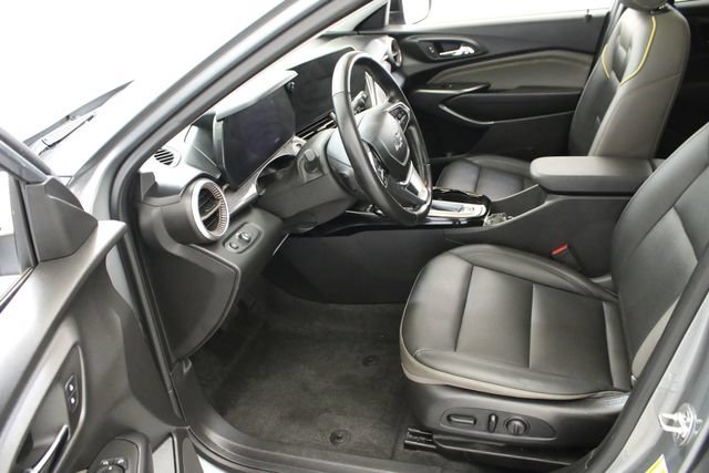 Used 2024 Sterling Gray Metallic Chevrolet ACTIV image 25