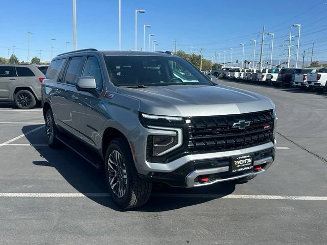 2025 Chevrolet Suburban Z71 - Photo 10