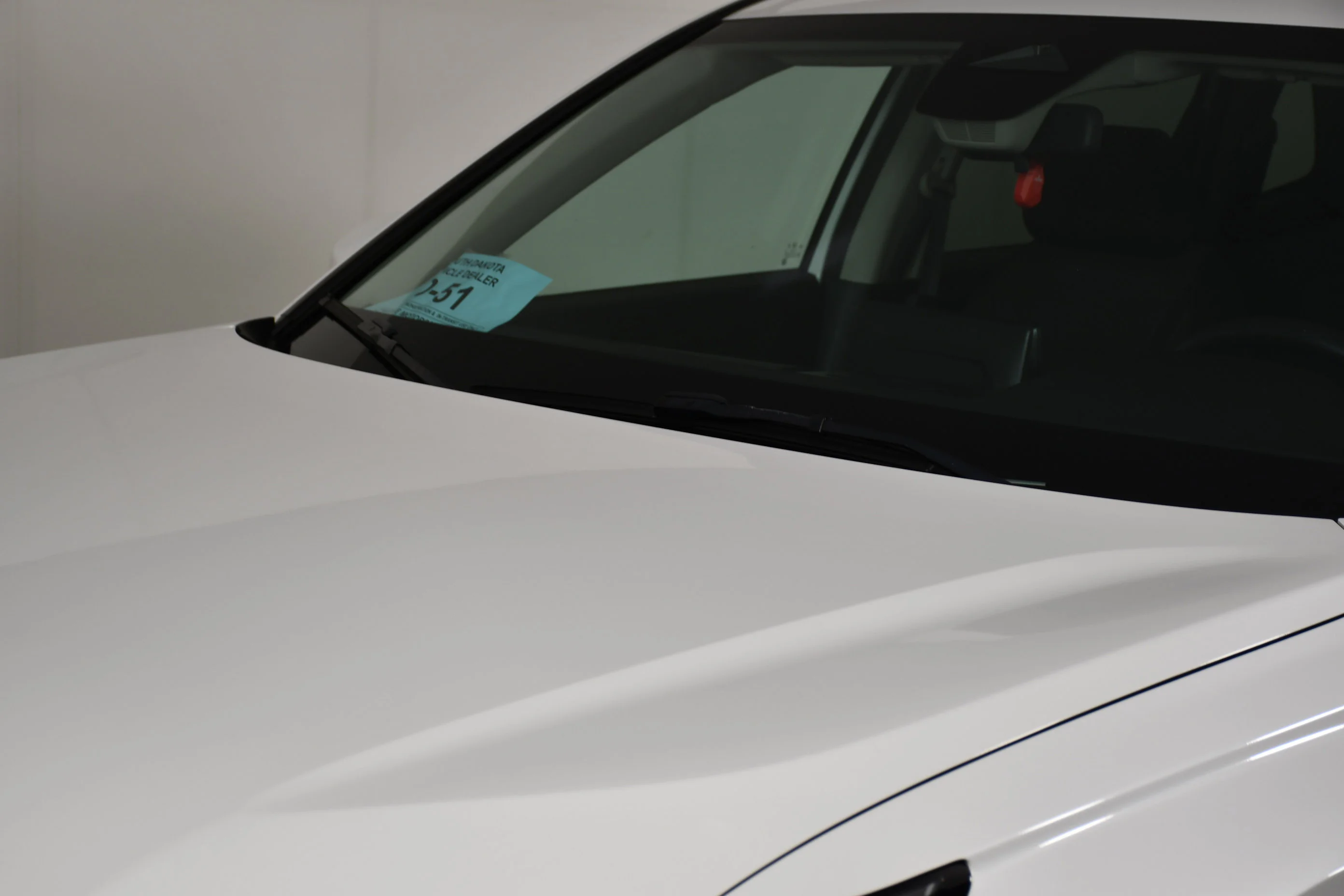 Certified Used 2024 Platinum White Pearl Honda EX image 12