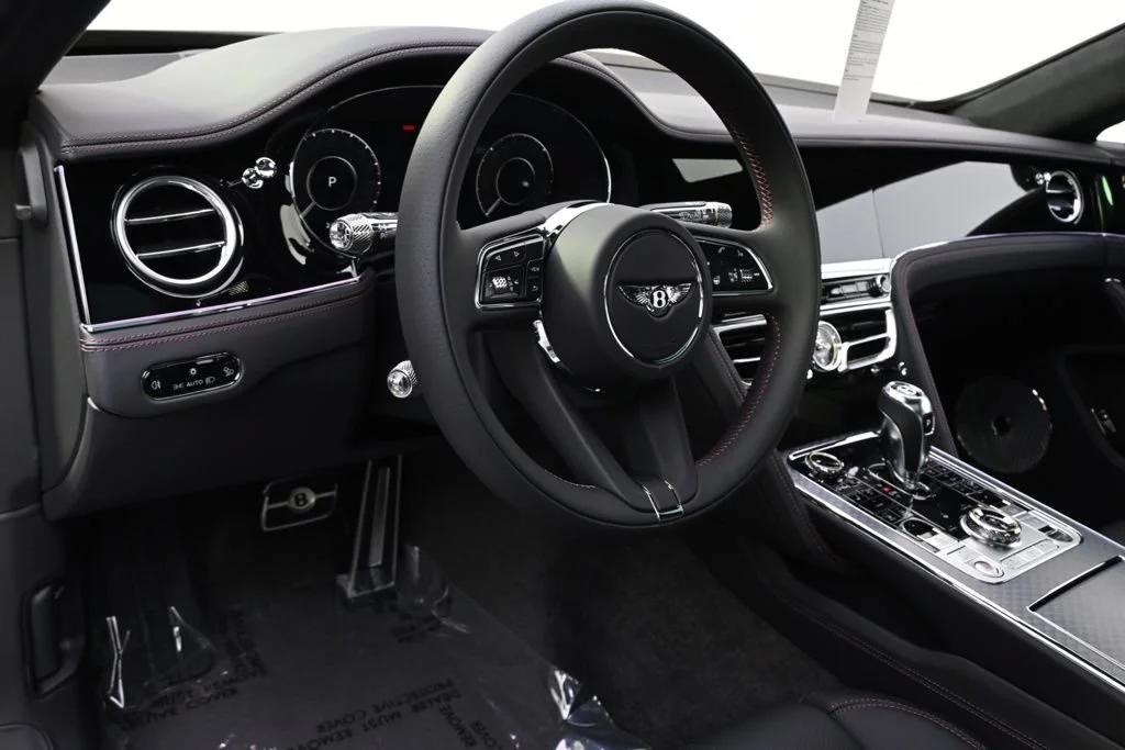 Used 2025 Q9l Bentley Black Edition image 11