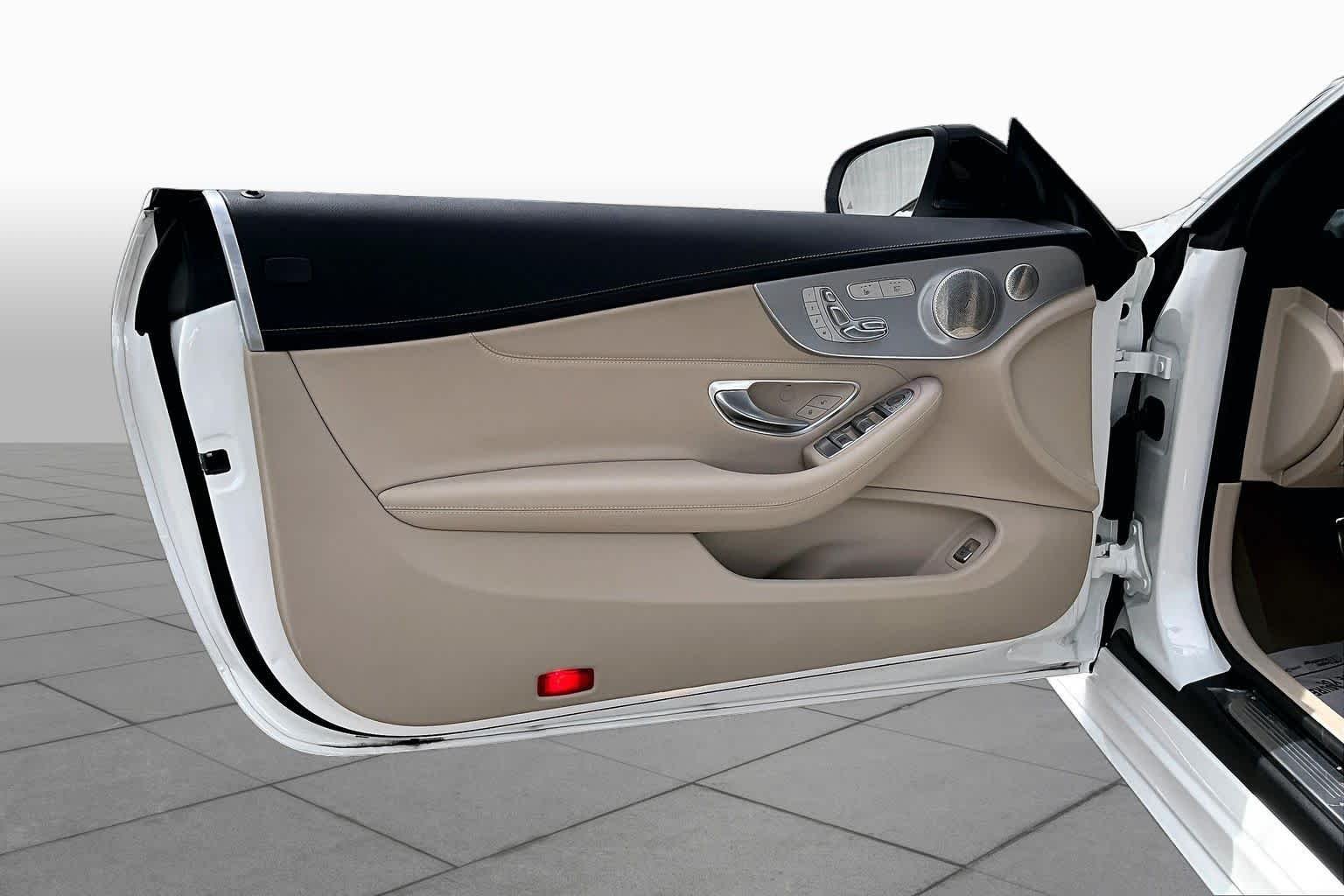Used 2023 Polar White Mercedes-Benz C 300 image 22