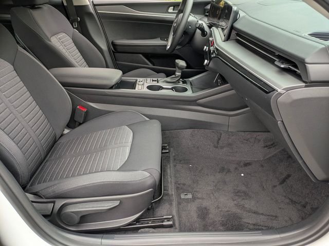 2026 Kia K5 LXS - Photo 26