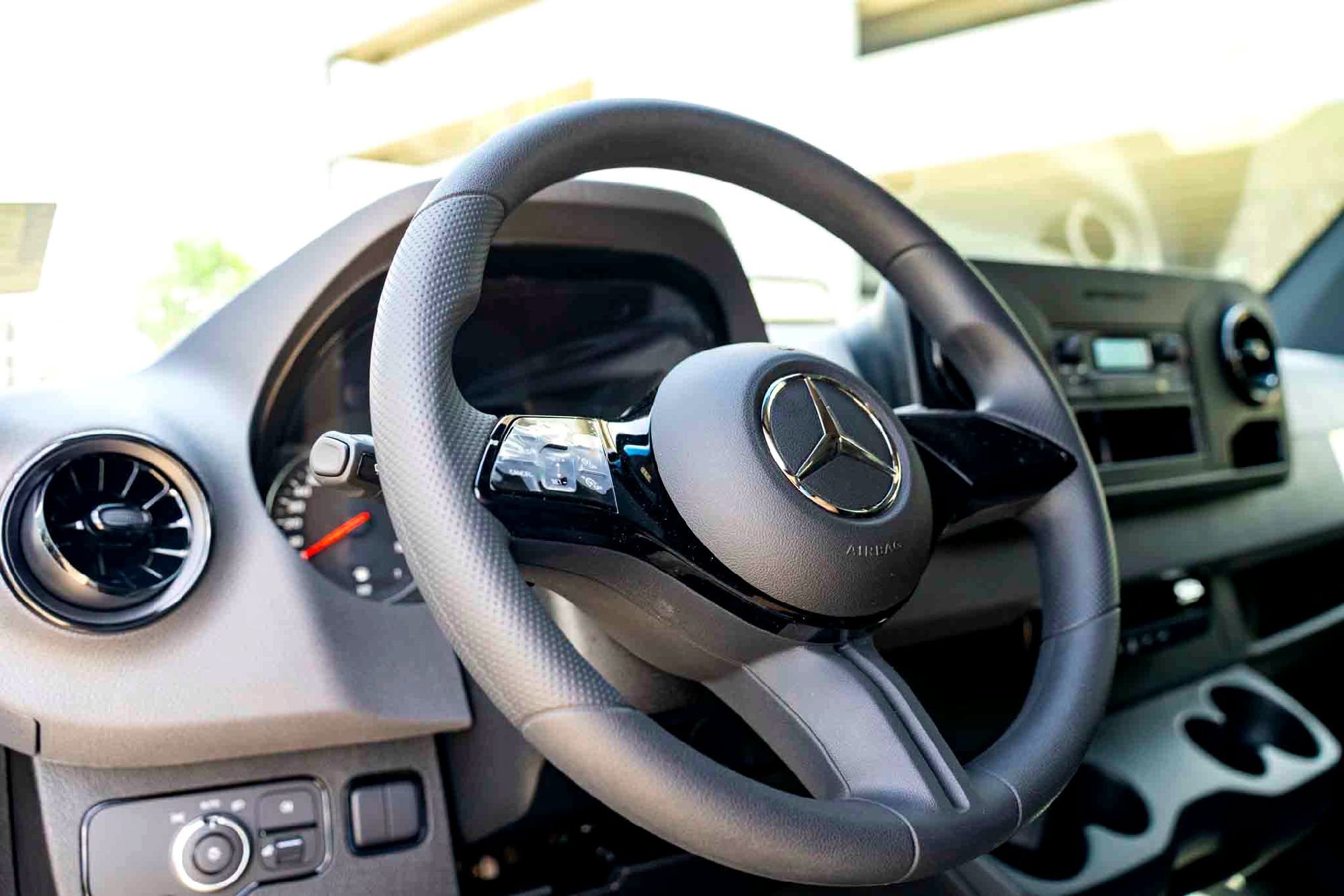 New 2026 Arctic White Mercedes-Benz  image 32
