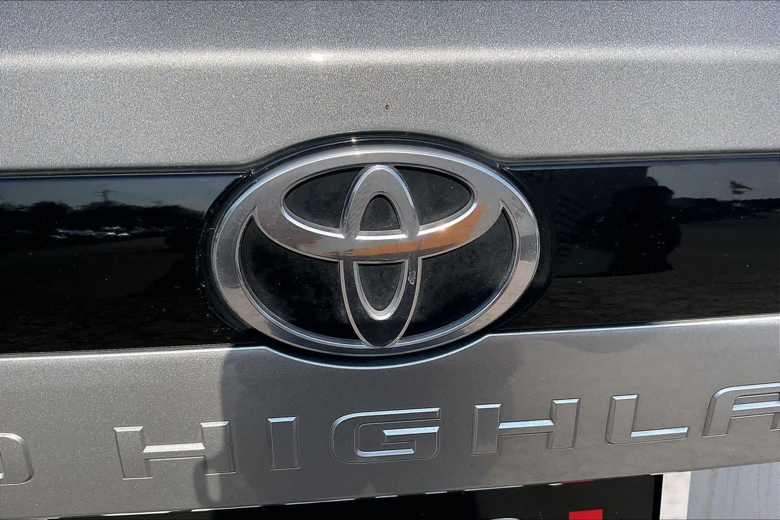 Used 2026 Celestial Silver Metallic Toyota XLE image 30
