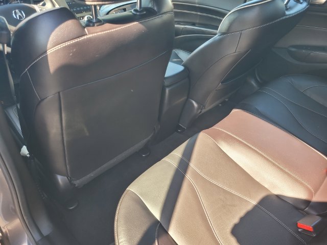 Used 2020  Acura Premium Package image 14