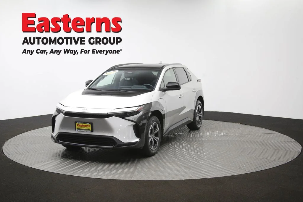 Used 2023 Silver Toyota XLE image 54