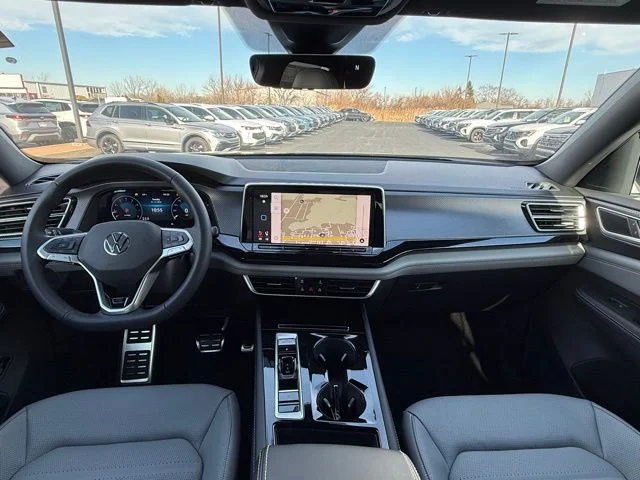 New 2026  Volkswagen 2.0T SEL R-Line Black image 10