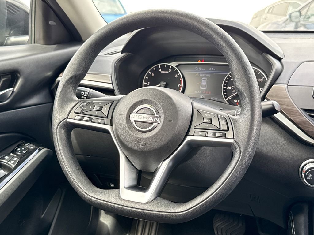 Used 2023 Black Nissan 2.5 SV image 20