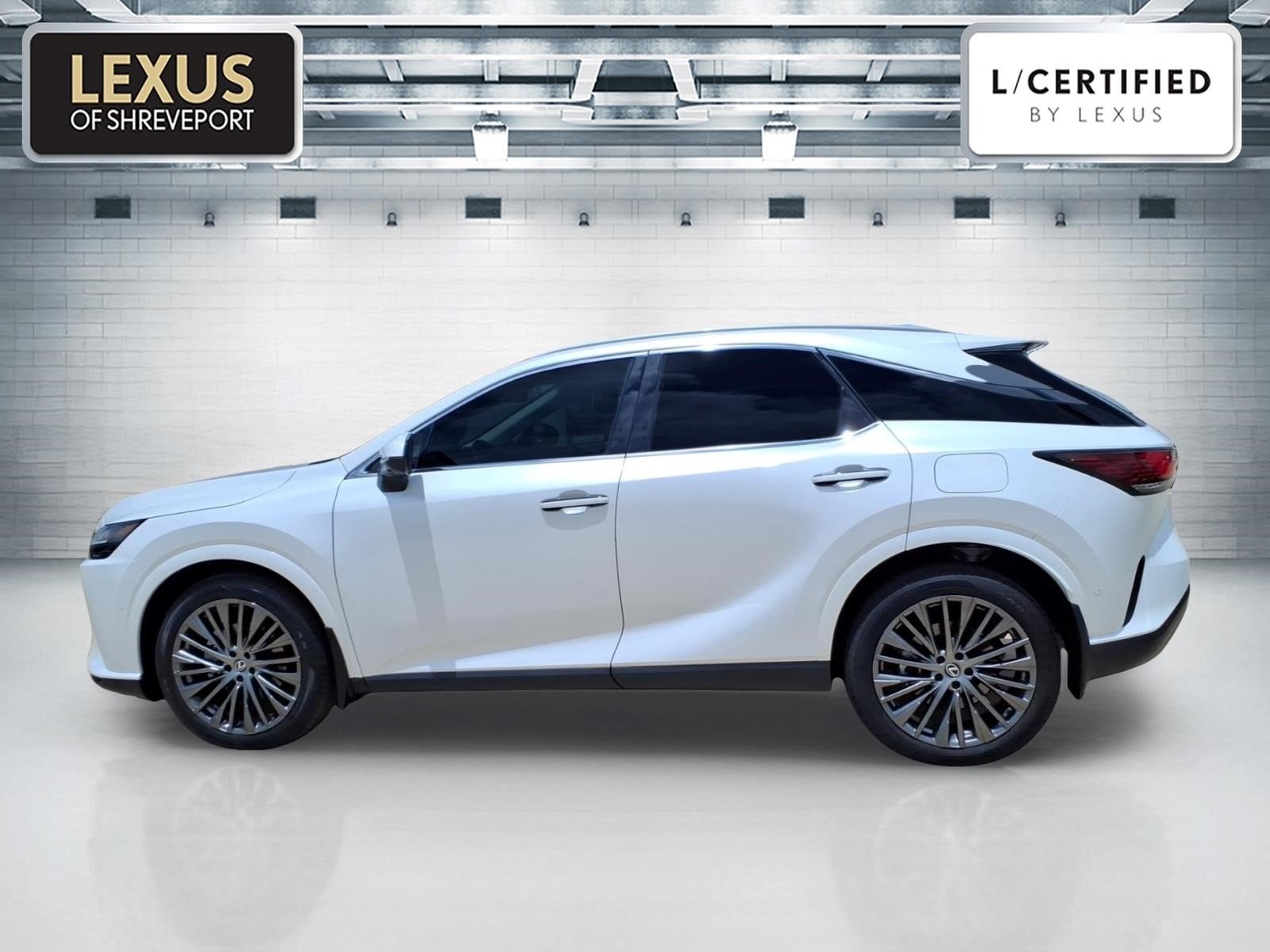Certified Used 2023 Iridium Lexus Luxury image 2