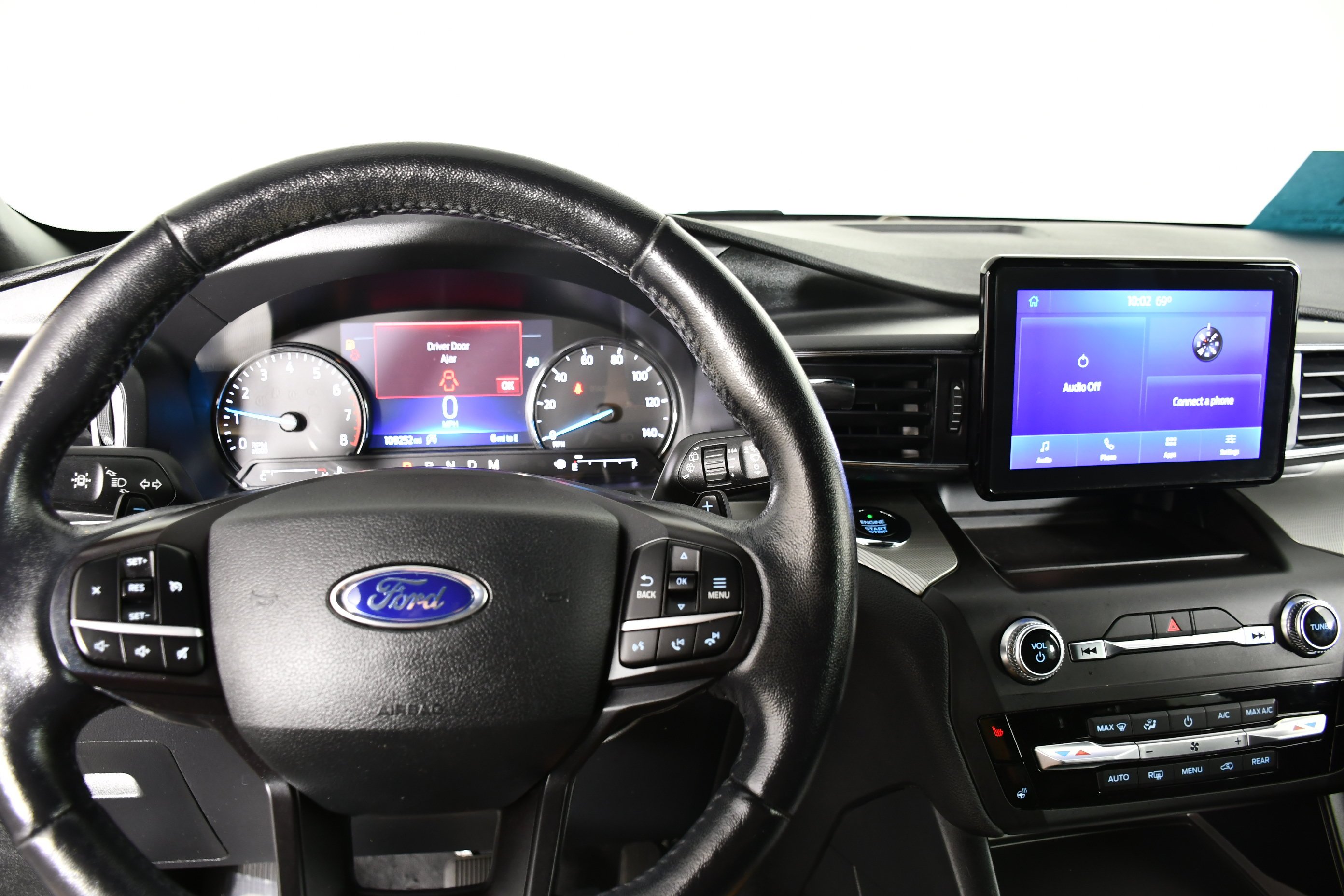 Used 2020 Silver Spruce Metallic Ford XLT image 17