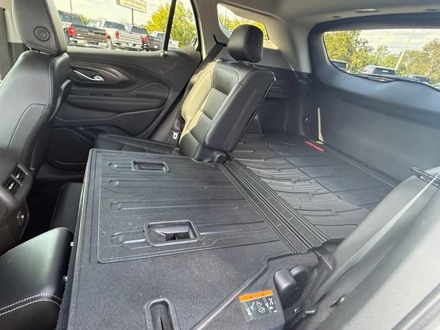 2023 GMC Terrain SLT - Photo 28