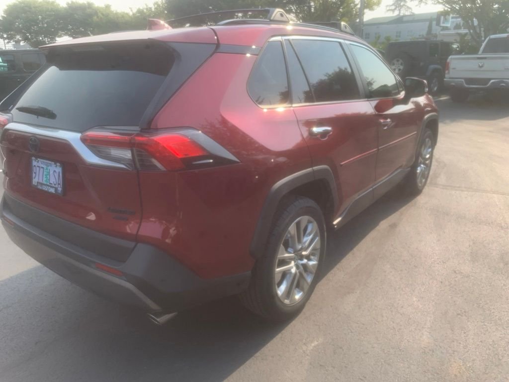Used 2019 Pearl Toyota Limited image 4