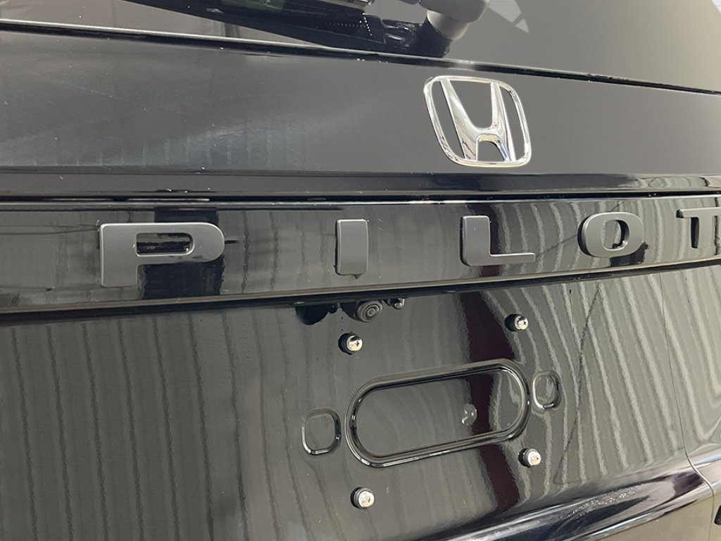 New 2026 Crystal Black Pearl Honda Black Edition image 7