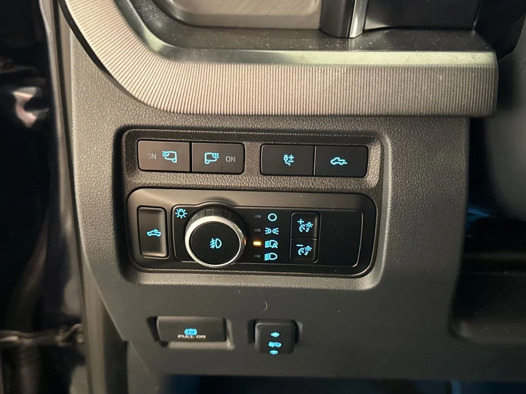 Certified Used 2024 Blue Ford Platinum image 21
