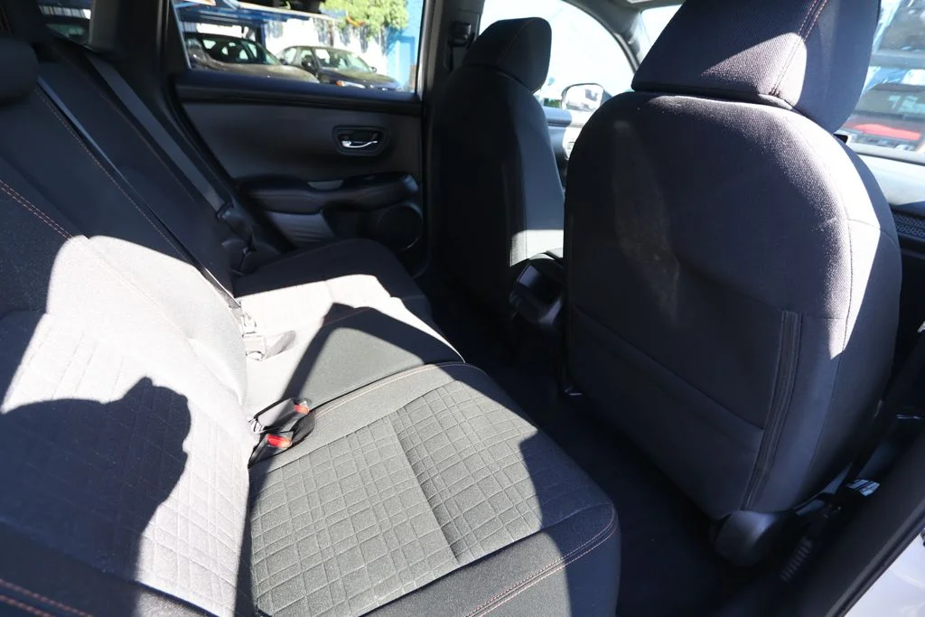 Used 2023 Platinum White Pearl Honda Sport image 28