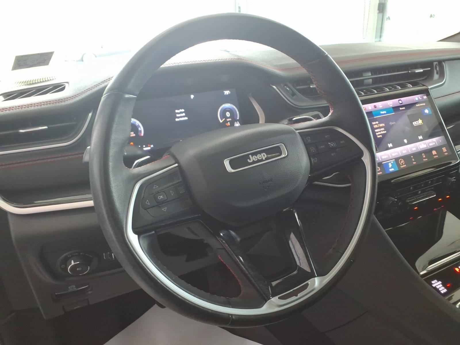 2022 Jeep Grand Cherokee Trailhawk - Photo 12