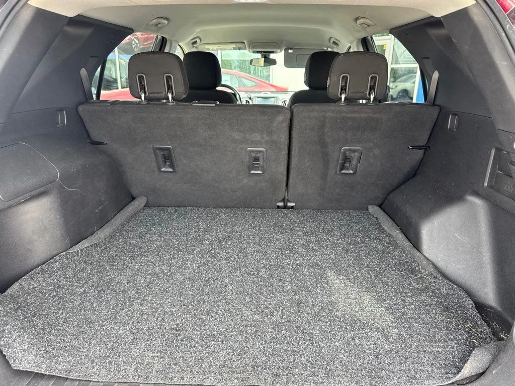Used 2018 Red Chevrolet LT image 7