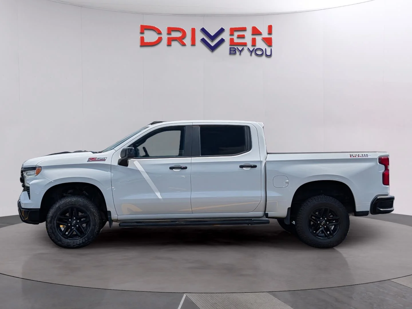 Used 2024 Summit White Chevrolet LT Trail Boss image 2