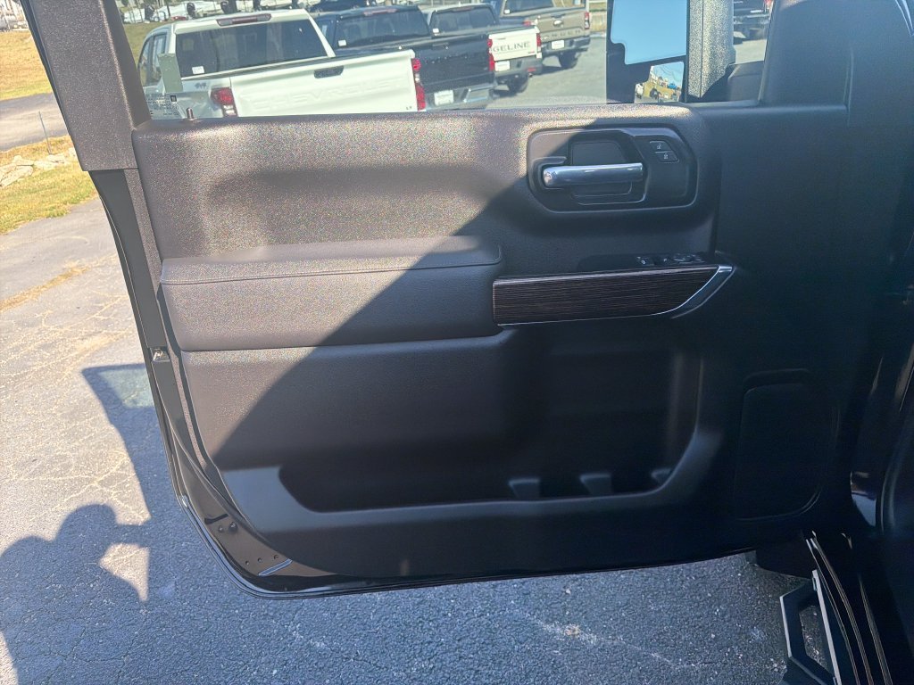 Used 2024 Black GMC SLE image 12