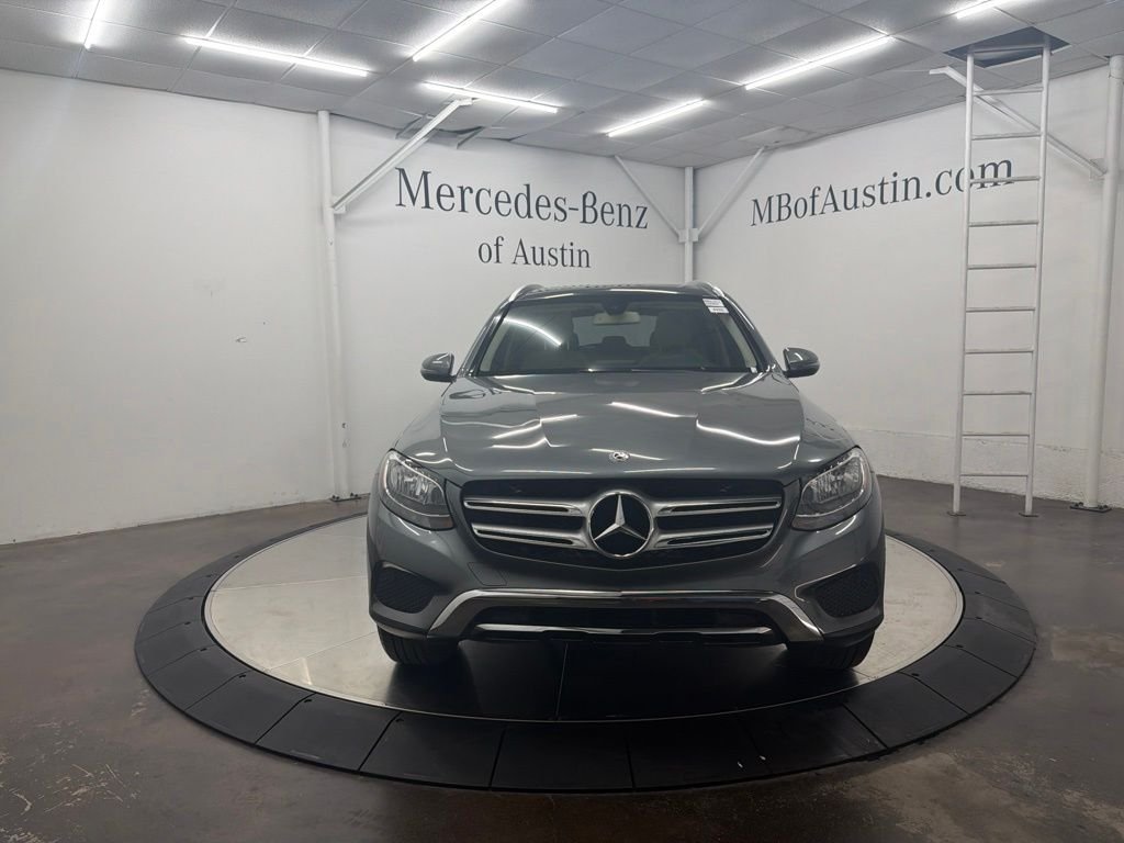 Used 2018 Gray Mercedes-Benz GLC 300 image 2