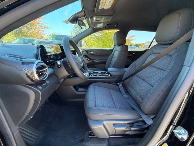 2027 Chevrolet Equinox LT - Photo 12