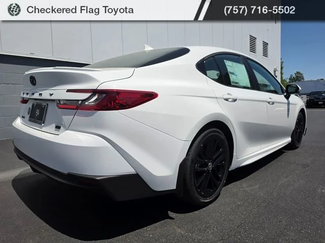 New 2026 Ice Cap Toyota SE image 3