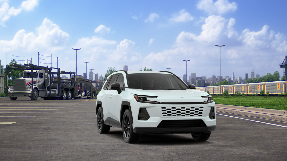 New 2026 Wind Chill Pearl Toyota XLE Premium image 38