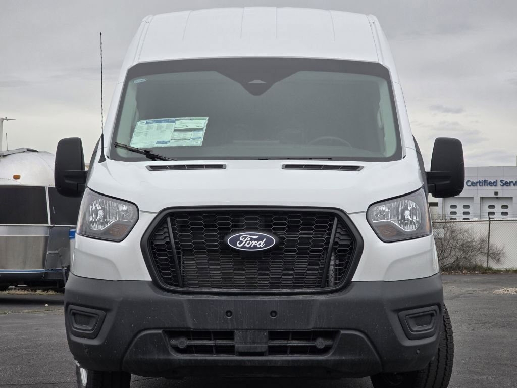 New 2026 Oxford White Ford Base image 3