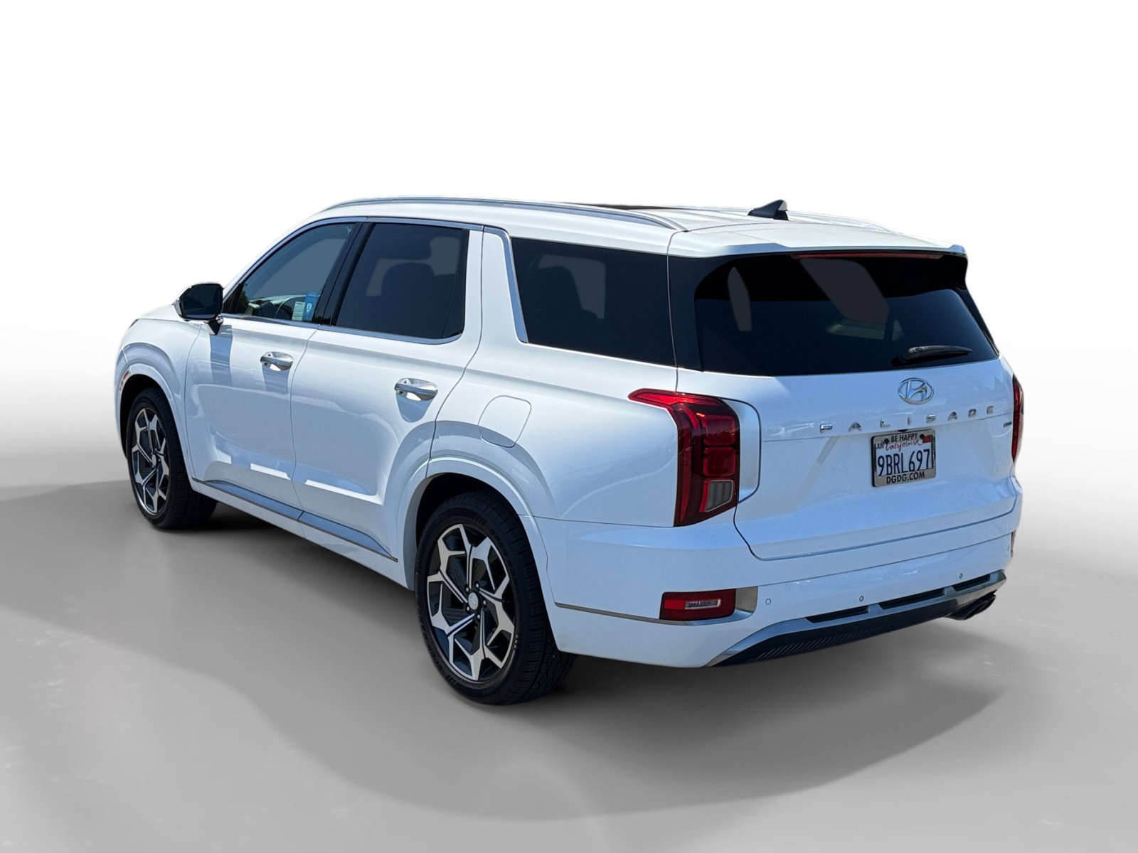 Used 2022 White Hyundai Calligraphy image 3