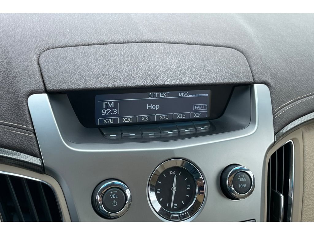 Used 2013 White Diamond Tricoat Cadillac Luxury image 24