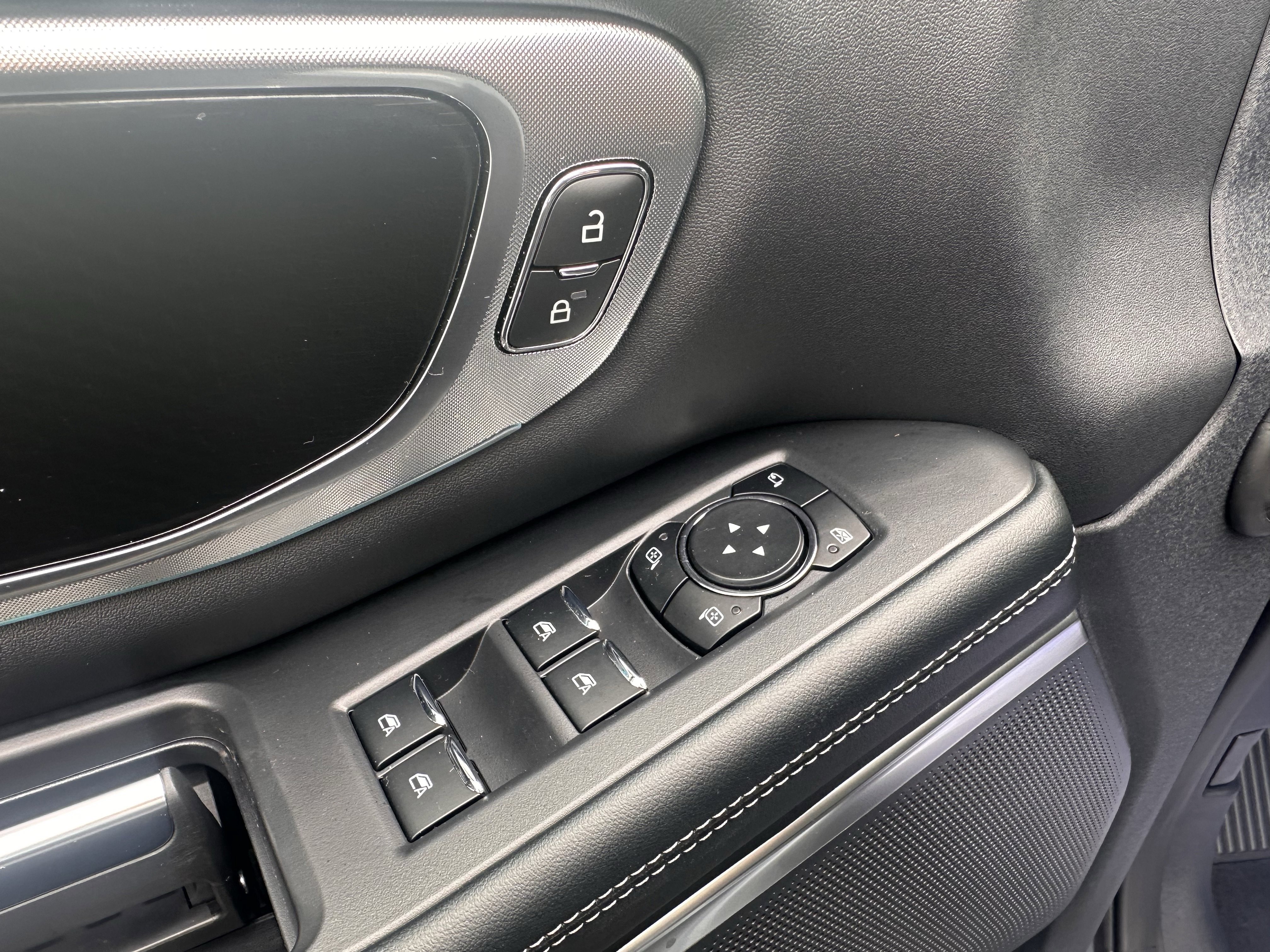 New 2026 Glacier Gray Metallic Tri-Coat Ford MAX Platinum® image 18