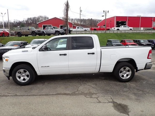 Used 2023 White Ram Big Horn/Lone Star image 2