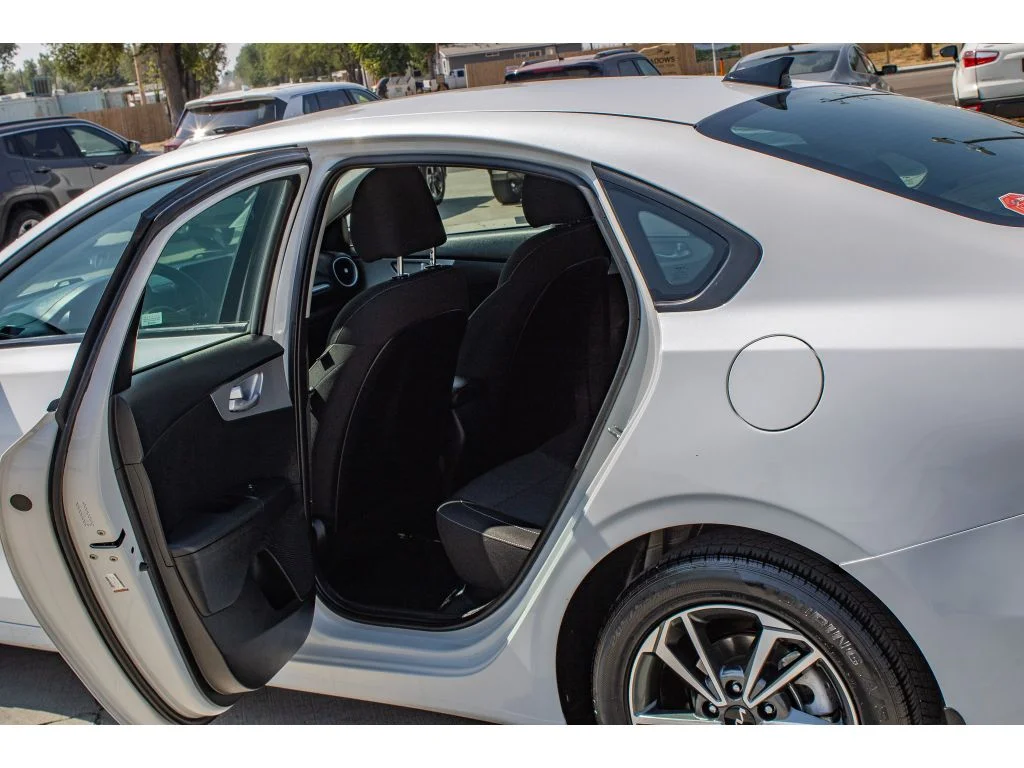 Used 2024 Snow White Pearl Kia LXS image 13