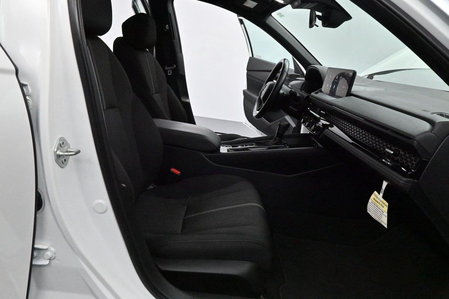 Used 2024 Platinum White Pearl Honda Sport image 30
