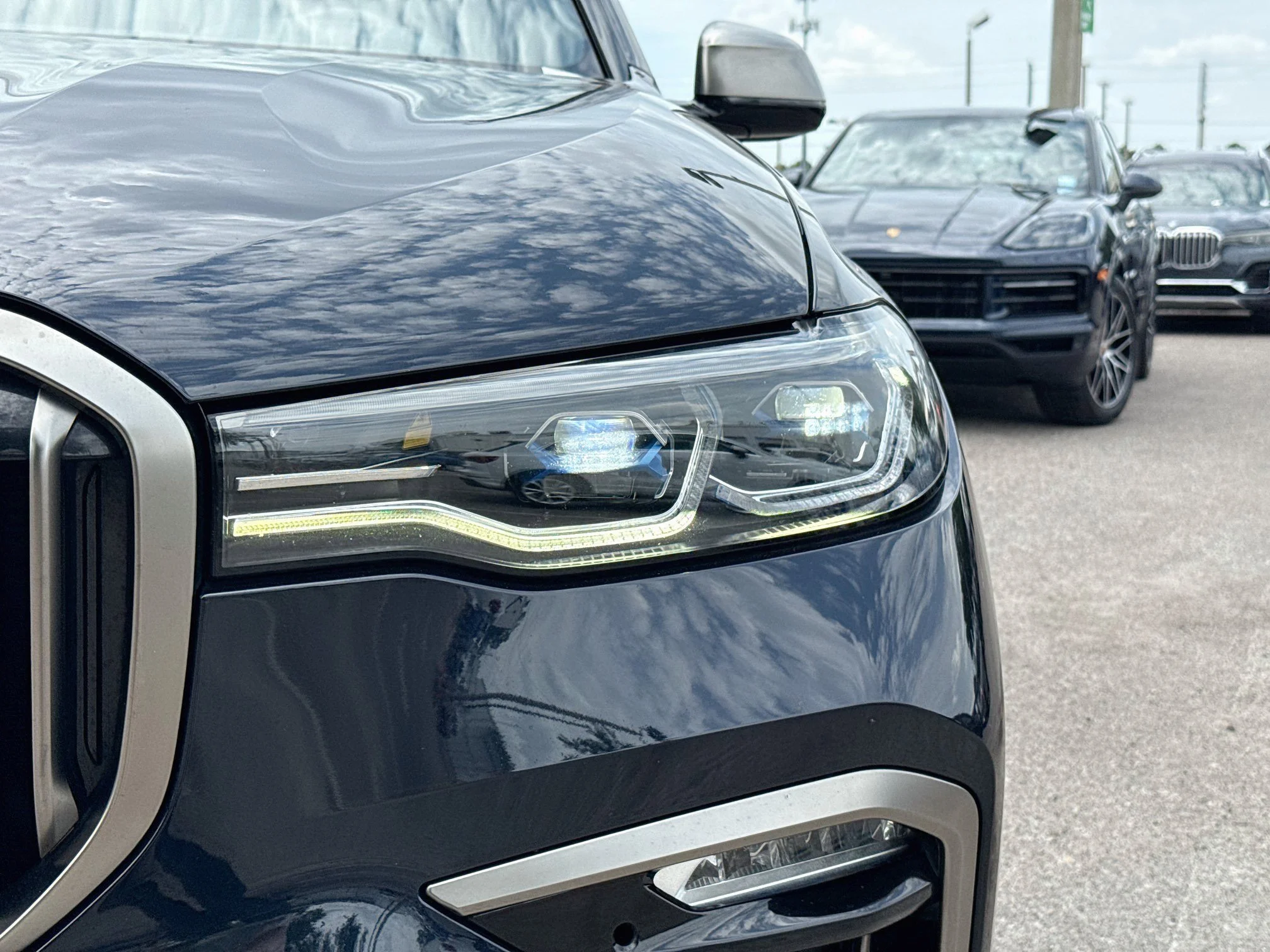 2022 BMW X7 M50i - Photo 9
