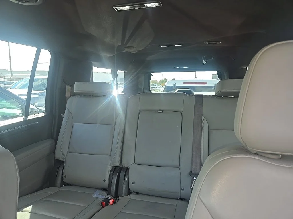 Used 2025 White Chevrolet LT image 8