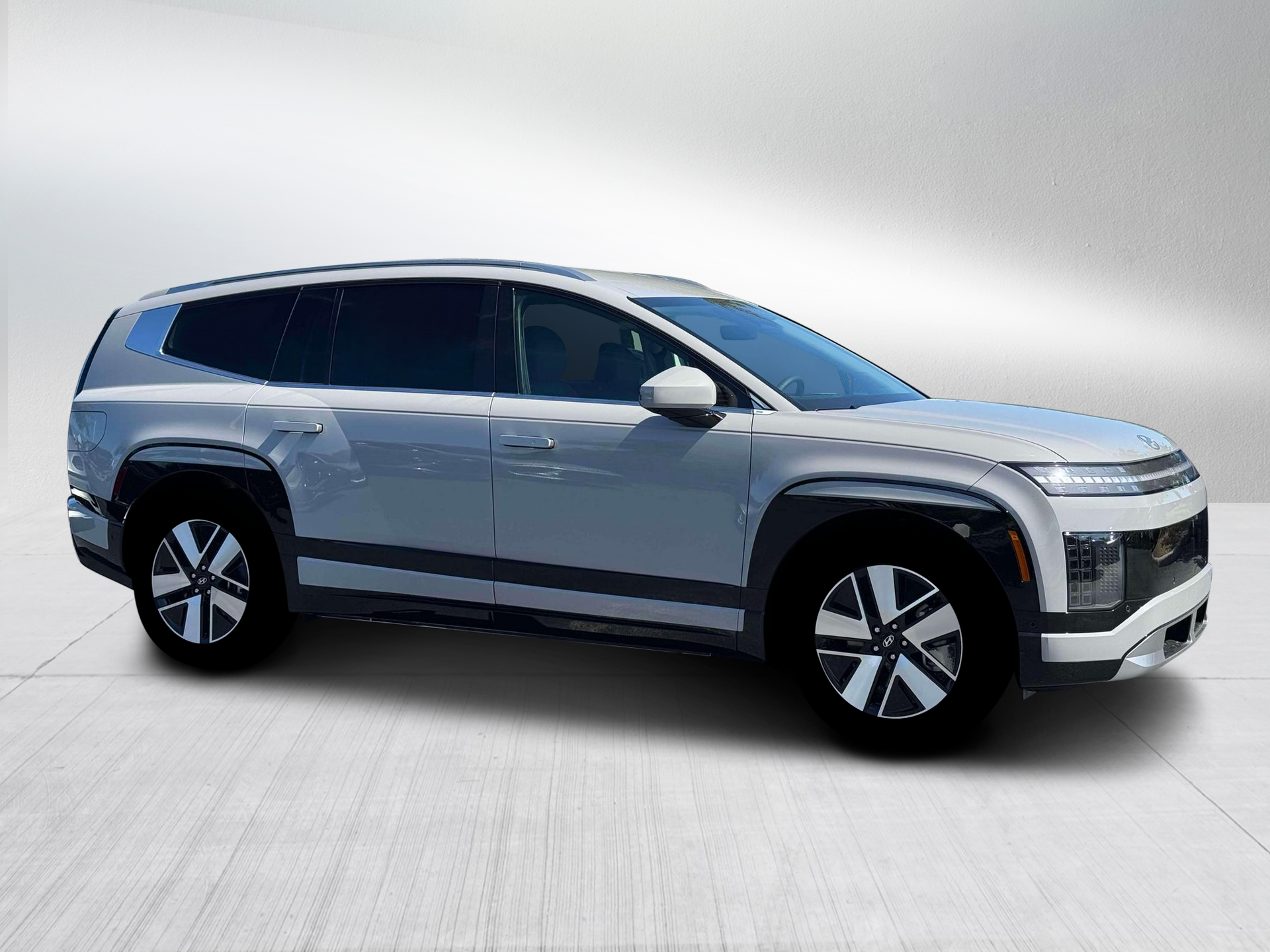 2026 Hyundai IONIQ 9 SEL - Photo 10