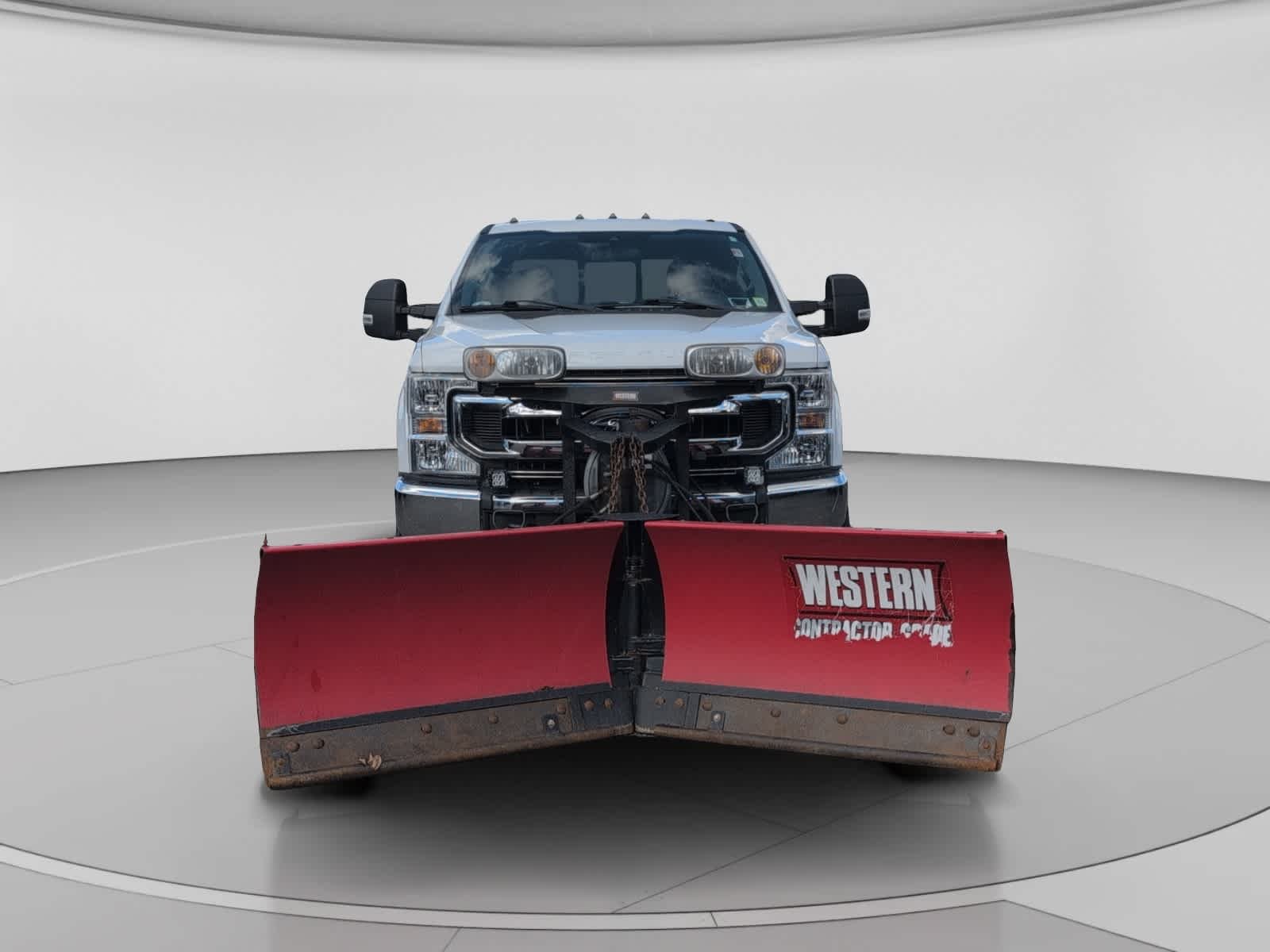 Used 2020 Oxford White Ford XL image 3
