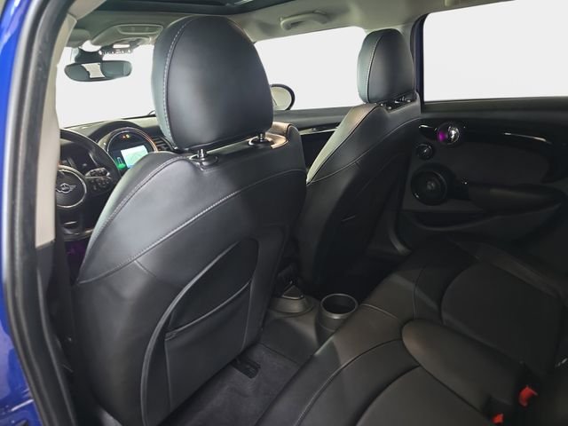 Used 2019 Blue MINI Signature image 16