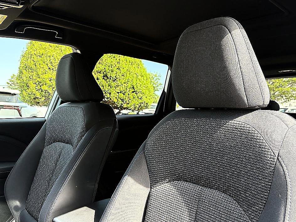 Used 2025 Crystal White Pearl Subaru Premium image 18