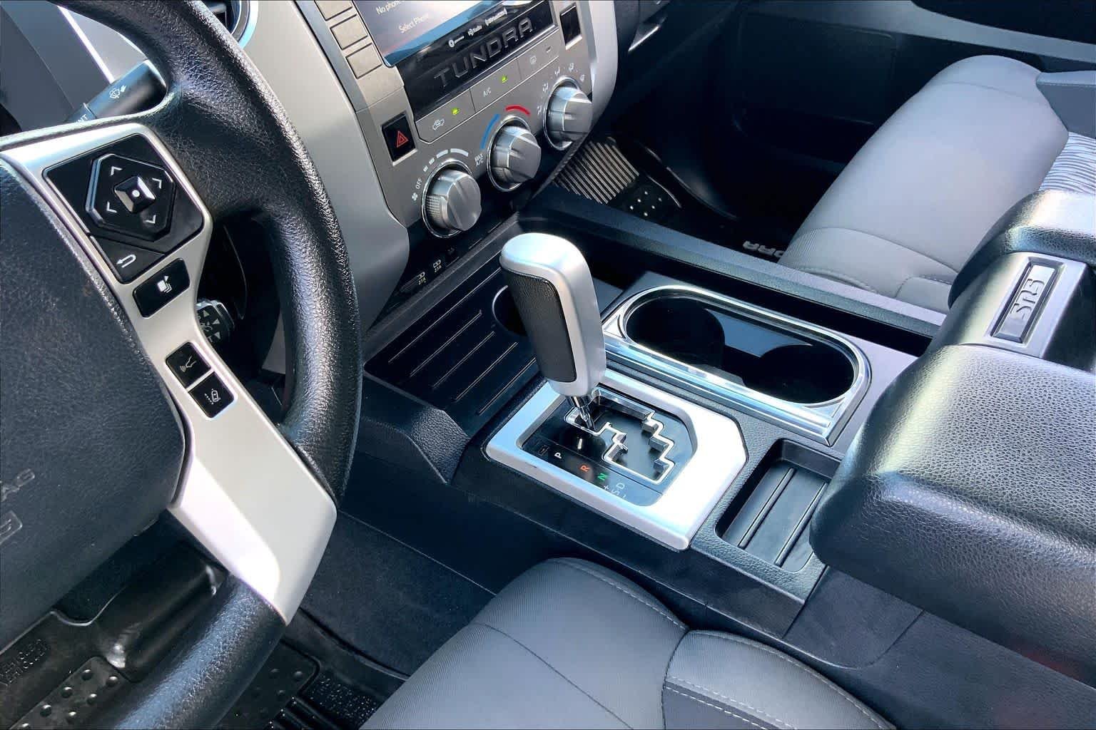 Used 2020 Super White Toyota SR5 image 16