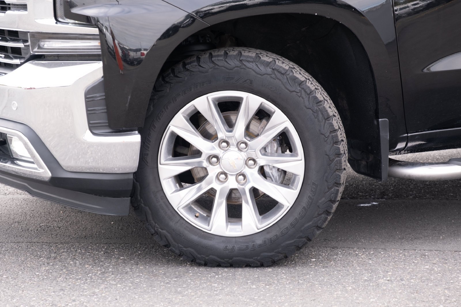 Used 2021 Black Chevrolet LTZ image 24