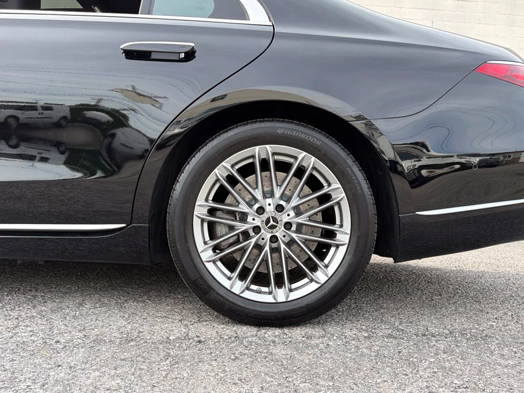 Used 2022 Black Mercedes-Benz S 580 image 7