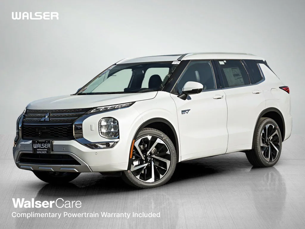 2025 Mitsubishi Outlander Plug-in Hybrid SEL S-AWC's photo