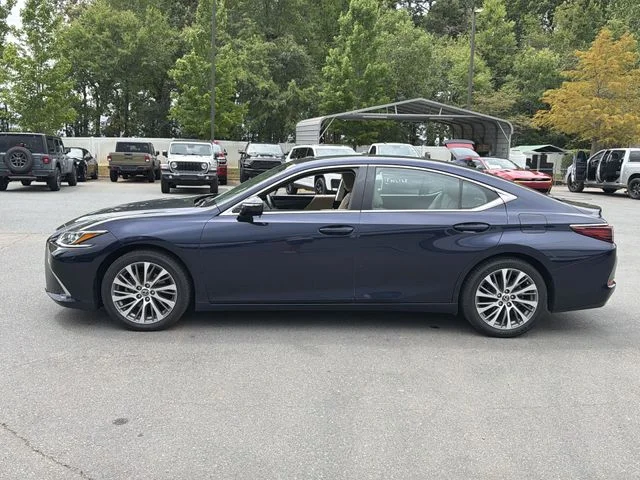 Used 2021 Blue Lexus 350 image 10